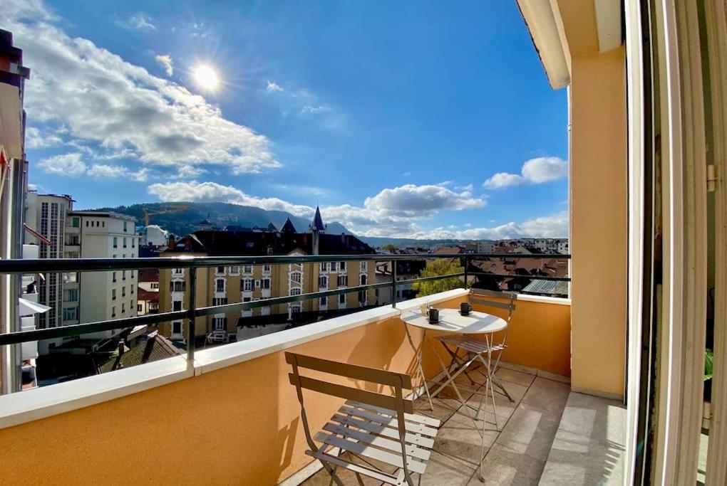 Toit-Terrasse Traversant Plein Centre 100M Du Lac Lejlighed Annecy Eksteriør billede